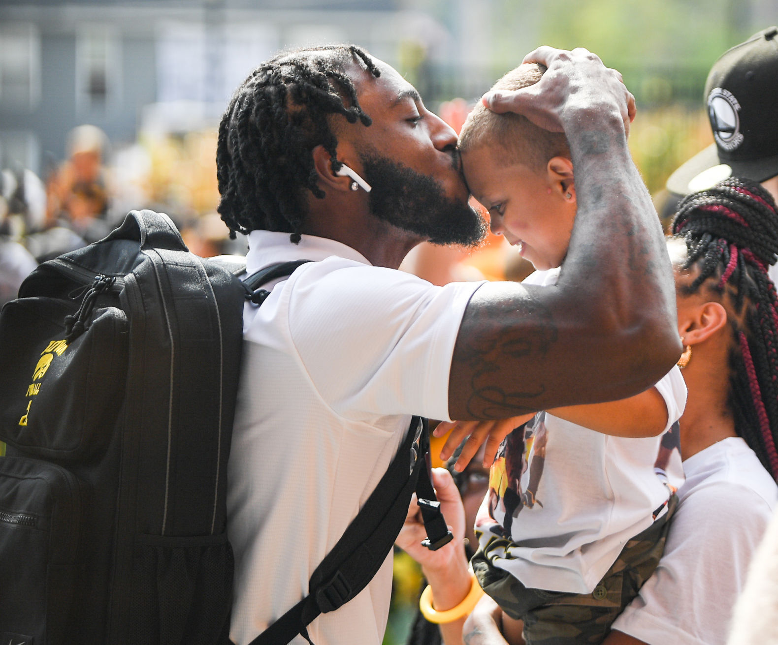 100921-qc-spt-iowa-fball-004